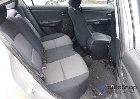 2008 Mazda Mazda3 I Sport из США, поврежденный, VIN JM1BK12F181101113